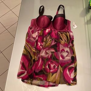 MISSONI  ladies printed  chiffon top with a built in bra in Size L -New w/Tags